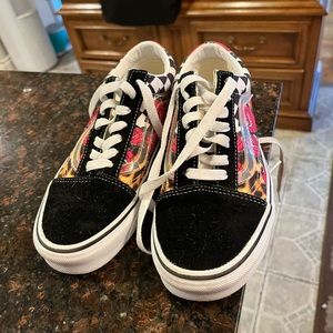 Shoe for kids unisex girl or boy